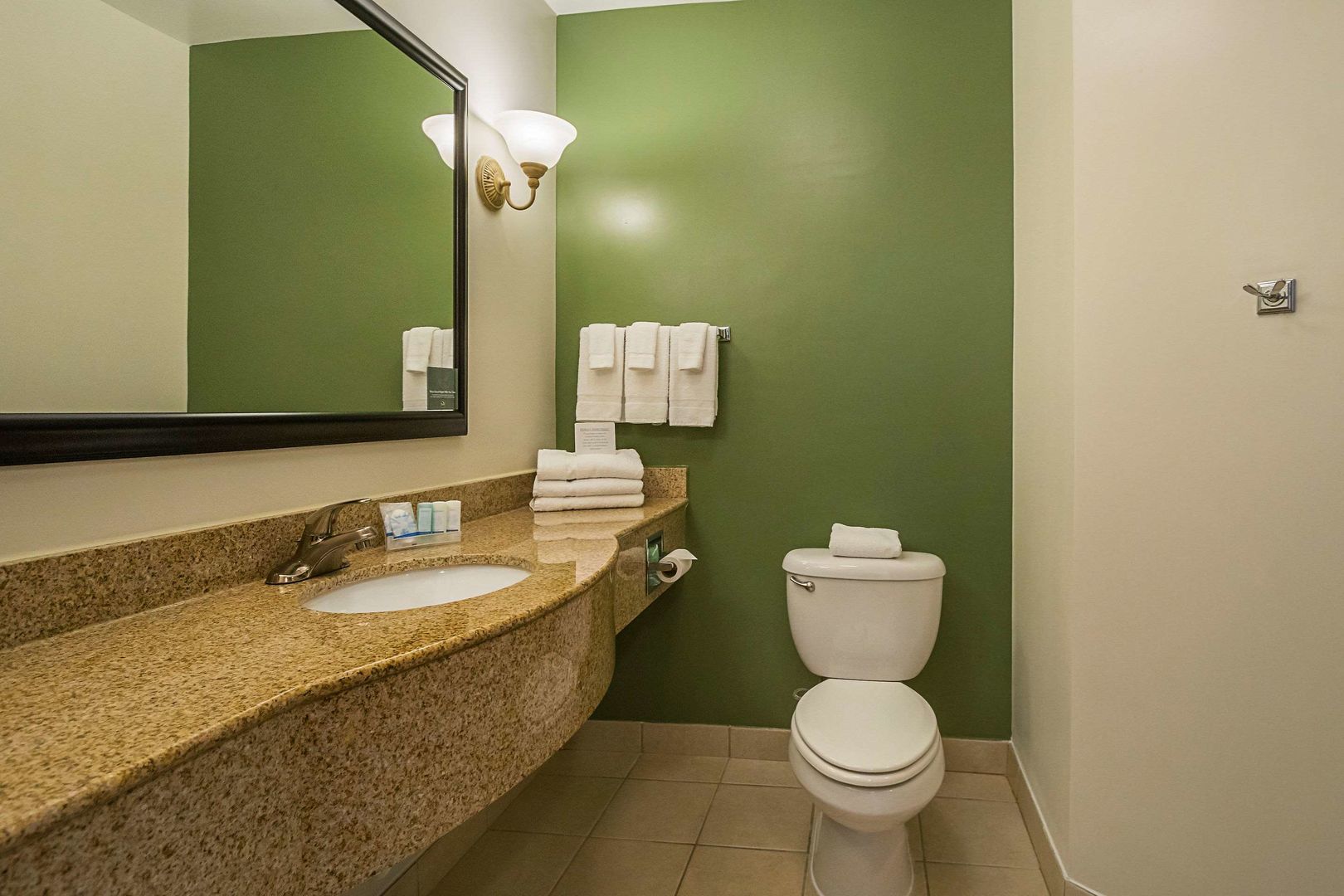 sleep inn and suites manchester
