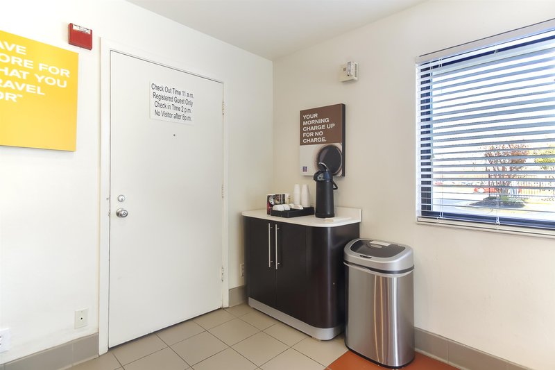 motel 6 capitol heights md washington