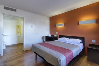 motel 6 capitol heights md washington