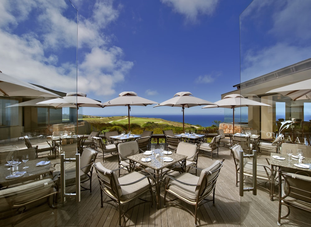 oubaai hotel golf and spa