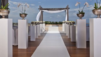 oubaai hotel golf and spa