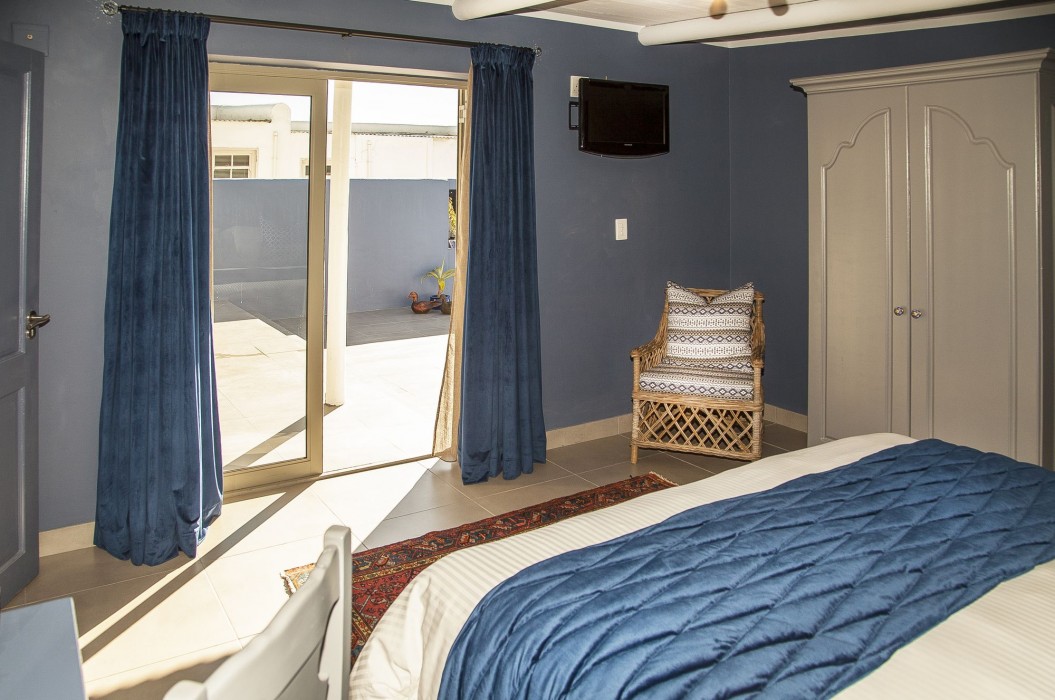 abalone hotel and villas