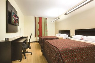 red roof inn and suites beaumont