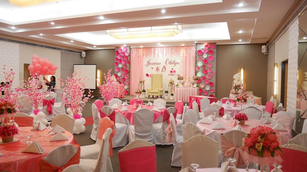 circle inn hotel and suites