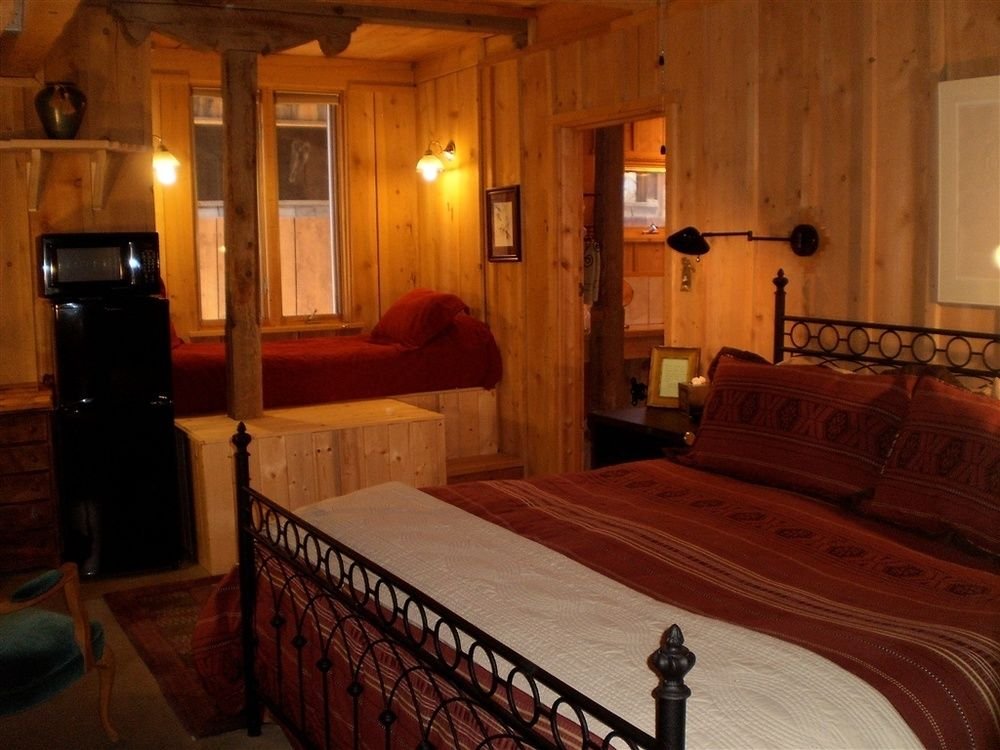 silver river adobe inn