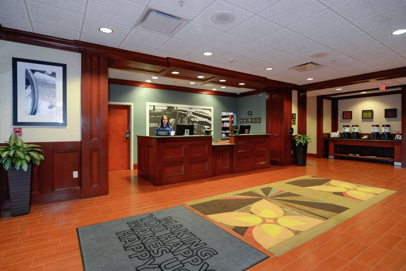 hampton inn and suites detroit chesterfield township