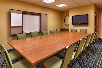 fairfield inn and suites by marriott laramie