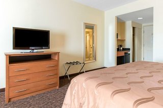 Clarion Hotel & Suites University - Shippensburg,Harrisburg>>Gettysburg,3 star