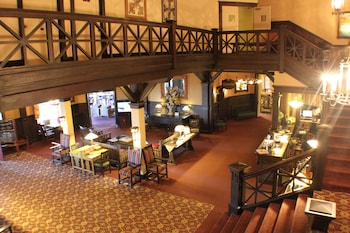 the historic summit inn