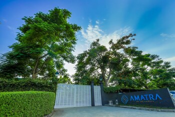 amatra by the ganges