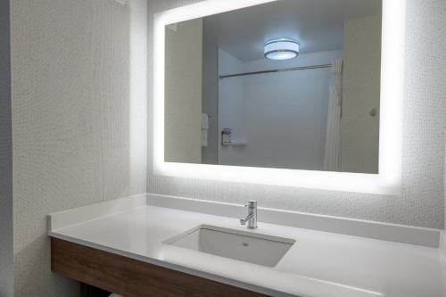 holiday inn express radcliff fort knox by ihg