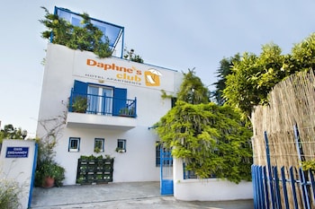 Daphne's Club Hotel Apartments,Peloponnese>>Corinth,2 star