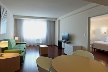 hotel opus grand toluca aeropuerto