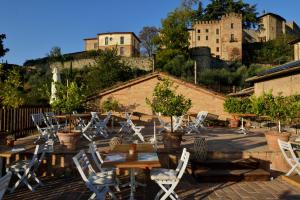 antico borgo di tabiano castello