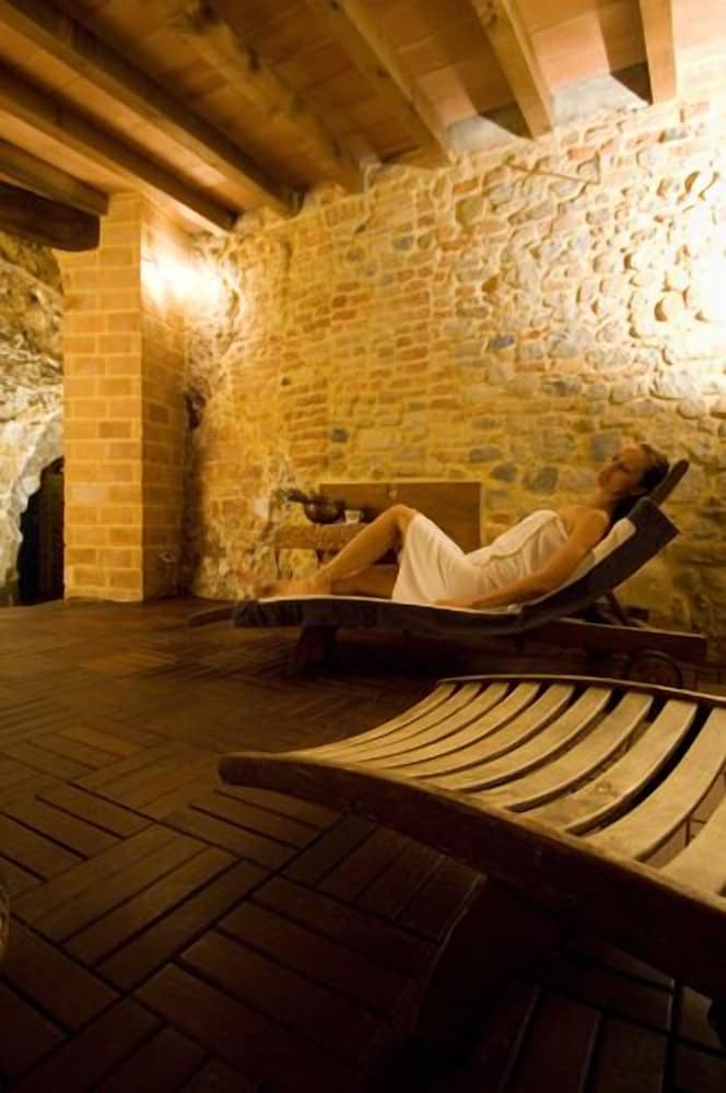 antico borgo di tabiano castello