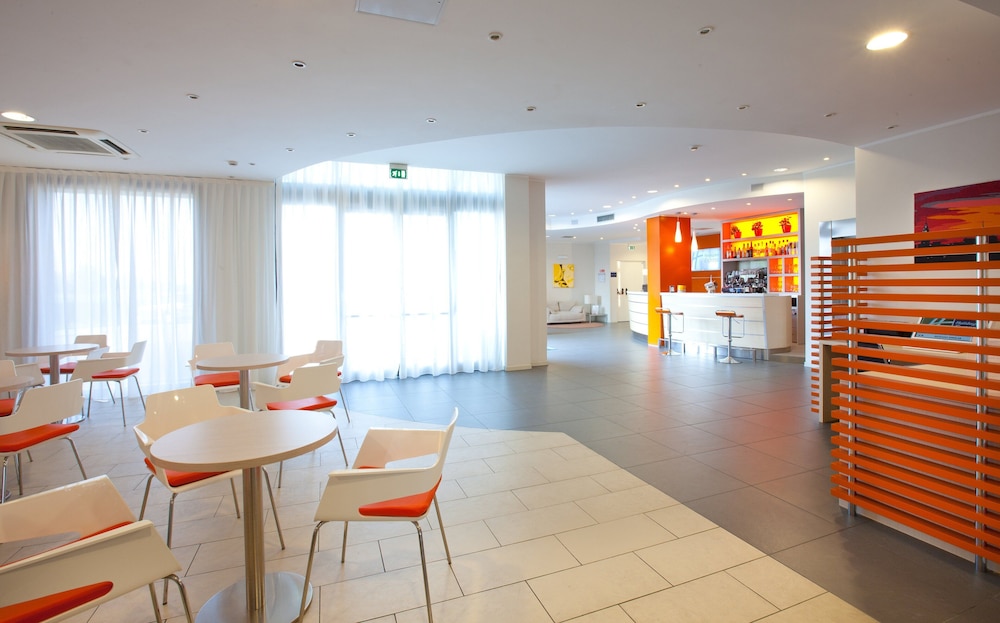 holiday inn express reggio emilia by ihg