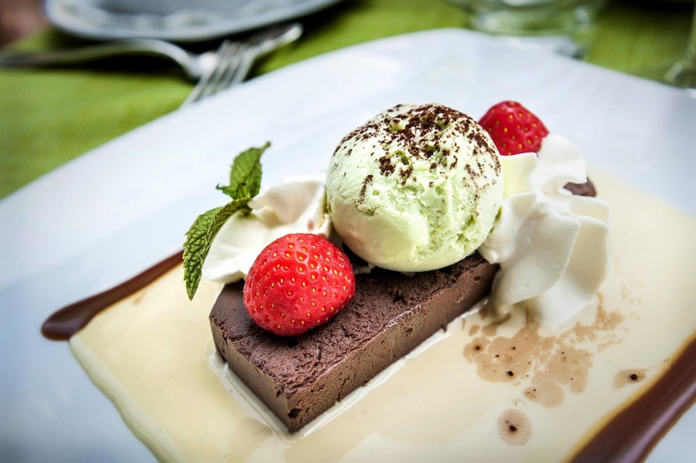 logis hotel restaurant le mont aigoual