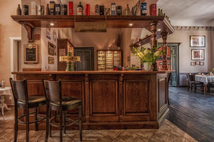 gasthaus and hotel zur henne