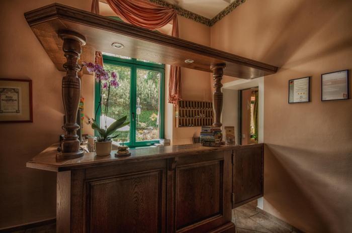 gasthaus and hotel zur henne