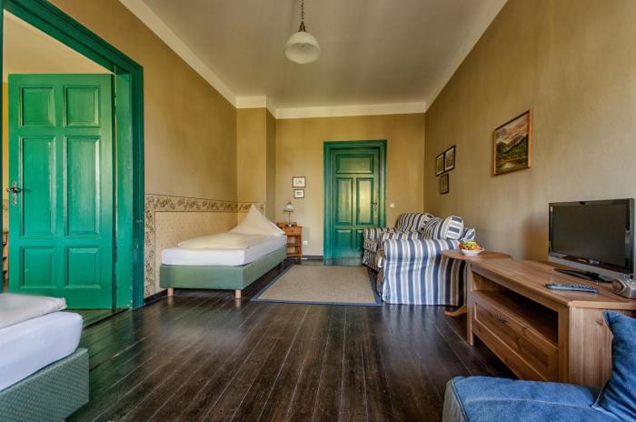 gasthaus and hotel zur henne