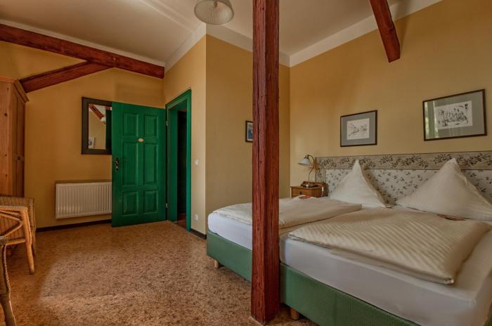 gasthaus and hotel zur henne