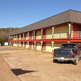 Sportsman Inn And Suites,Hugo>>Antlers,2 star