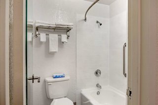 quality inn and suites