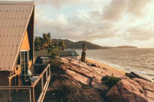 Nomads Magnetic Island - Adults Only,Magnetic Island>>Cairns,2 star