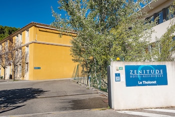 odalys apparthotel le tholonet