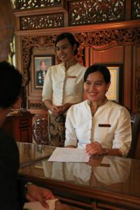 kusuma sahid prince hotel