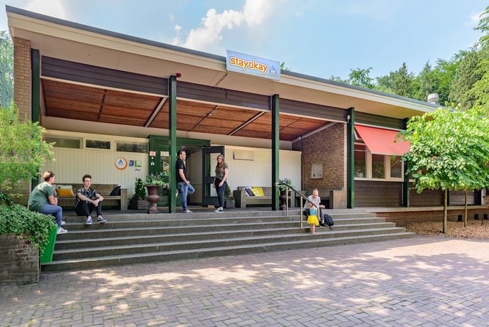 Stayokay Apeldoorn,Arnhem>>Apeldoorn,2 star