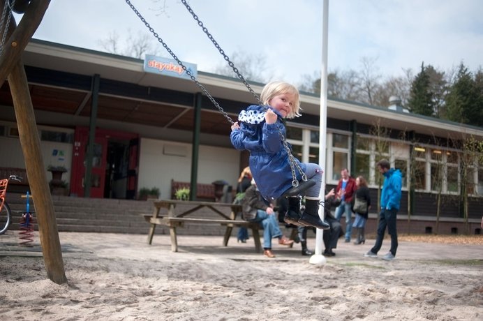 Stayokay Apeldoorn,Arnhem>>Apeldoorn,2 star