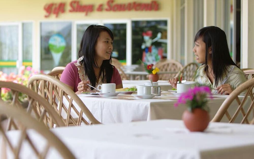 sinabung hills berastagi