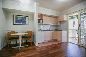 toowong central motel apartments