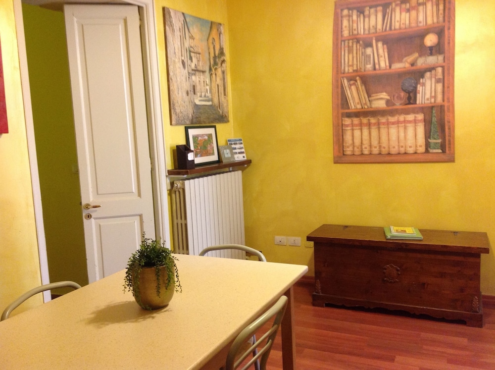 la corte bed and breakfast