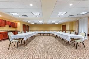comfort suites findlay i 75
