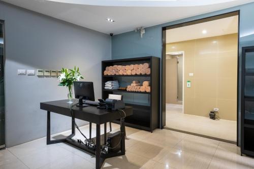 s ratchada leisure hotel