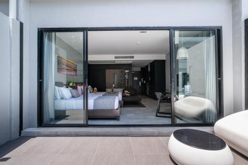 s ratchada leisure hotel