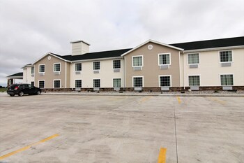 Amerivu Inn And Suites,Polk County>>Crookston,3 star
