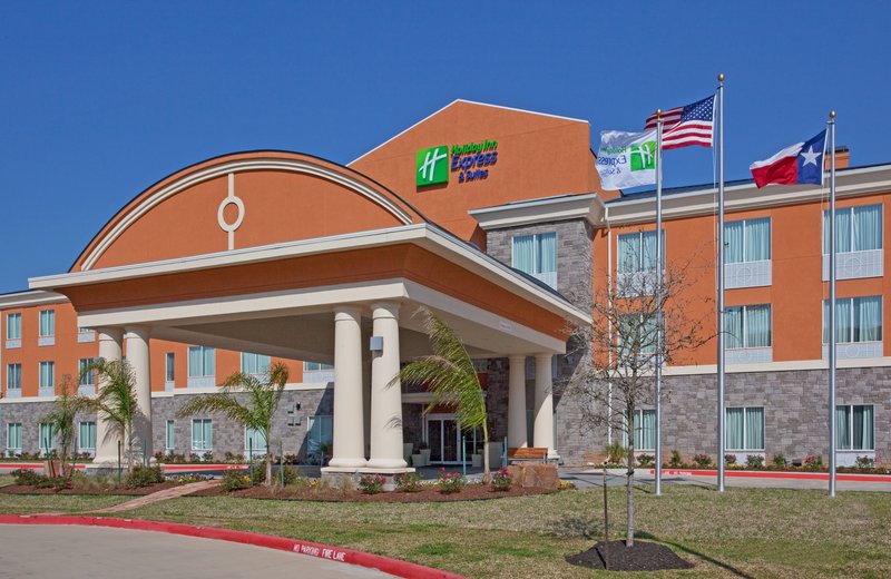 Holiday Inn Express And Suites Clute Lake Jackson