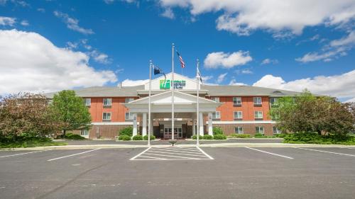 holiday inn express and suites portland by ihg