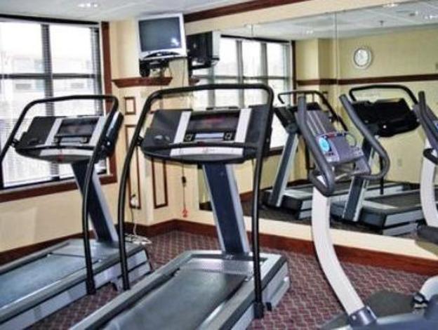 holiday inn express and suites greenville by ihg