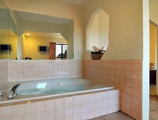 Super 8 By Wyndham Paris,Camden>>Buchanan,2 star