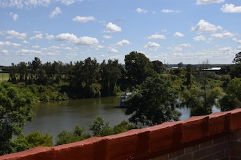 windsor riverview inn
