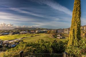 discovery resorts mccracken country club