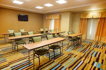 Fairfield Inn & Suites By Marriott Muskogee,Muskogee County>>Muskogee,3 star