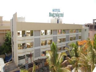 Hotel Bhagyalaxmi,Near Sai Baba Temple,3 star