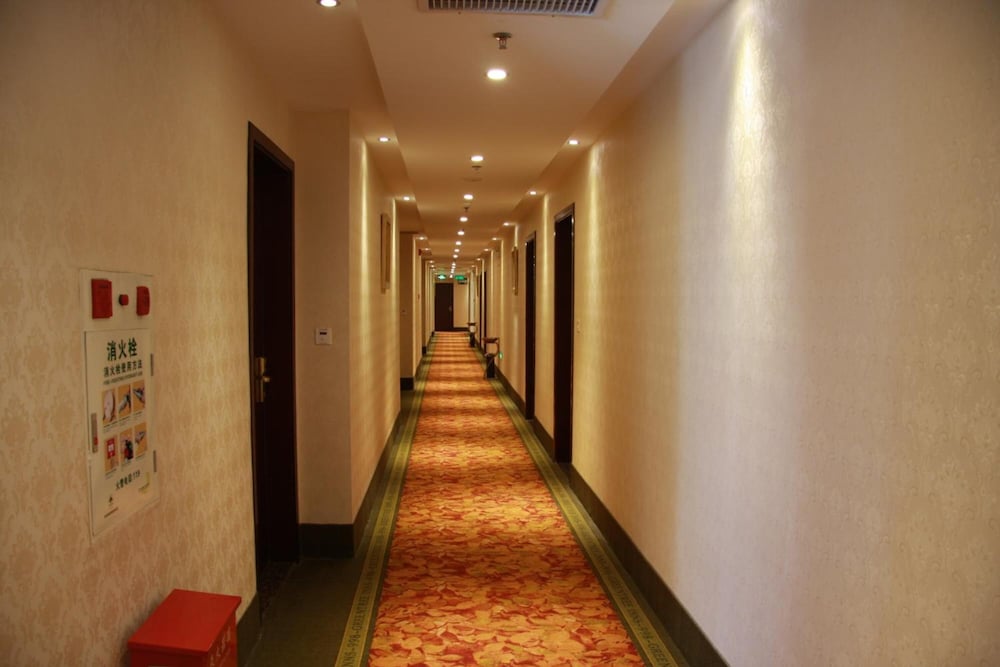 greentree inn shantou chengjiang road business hotel
