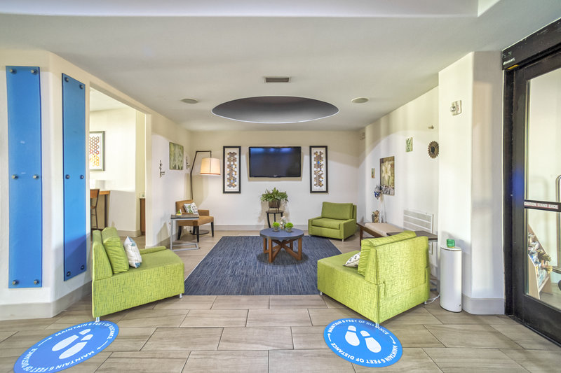 holiday inn express suites beeville by ihg