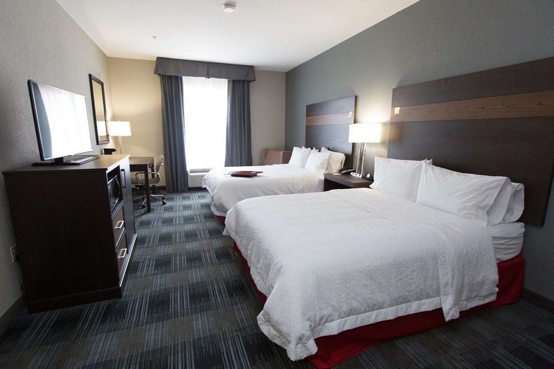 hampton inn and suites oklahoma city airport
